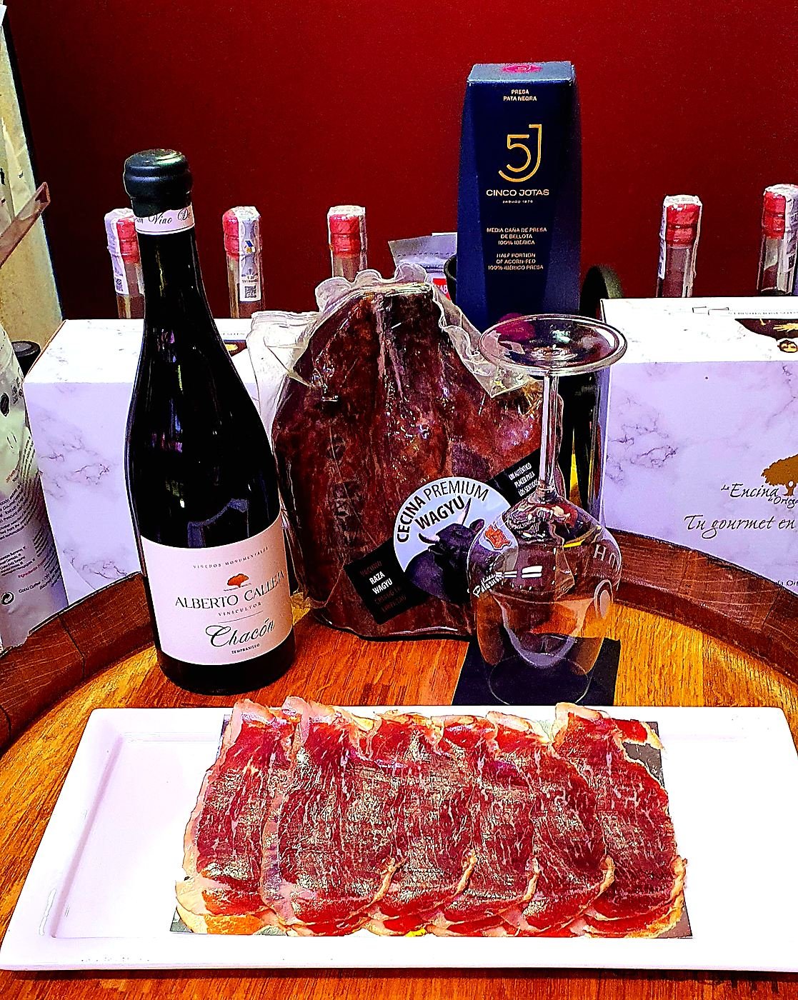 Tasting of premium Wagyu cured beef with Alberto Calleja red wine, Toledo